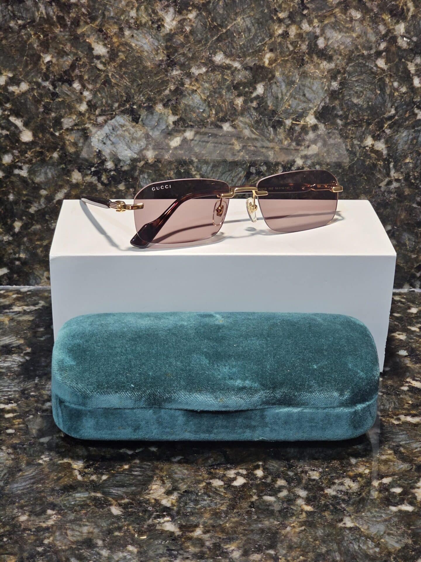 Lentes de sol GG1221S 002 Rectangle Shape Tortoise Gold
