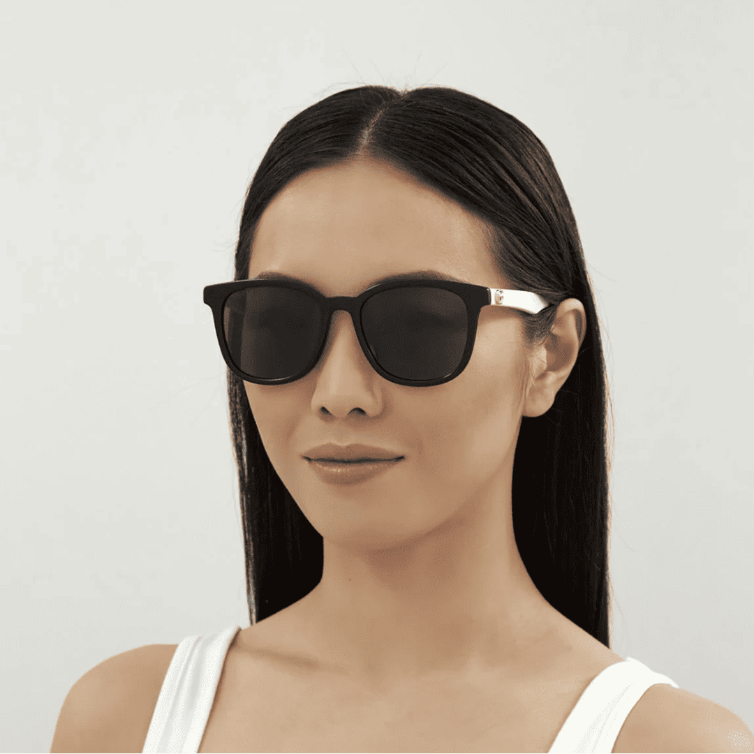 Lentes de sol GG1001SK 003 Square Shape Blanco Negro