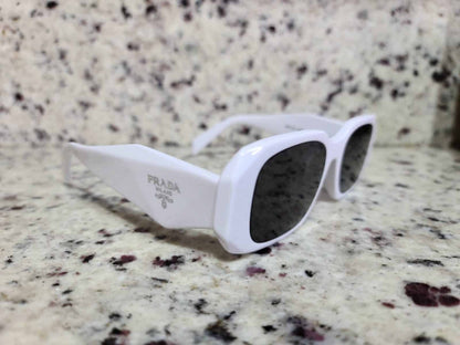 Lentes de sol SPR17W Symbole Rectangle White Plateado