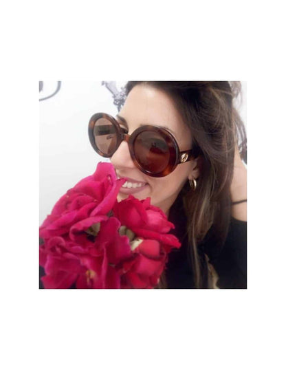 Lentes de sol GG0319S 002 Oval Round Fashion Carey Cafe Transparente